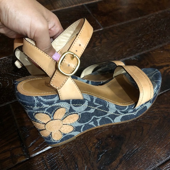 difference in d and ee width